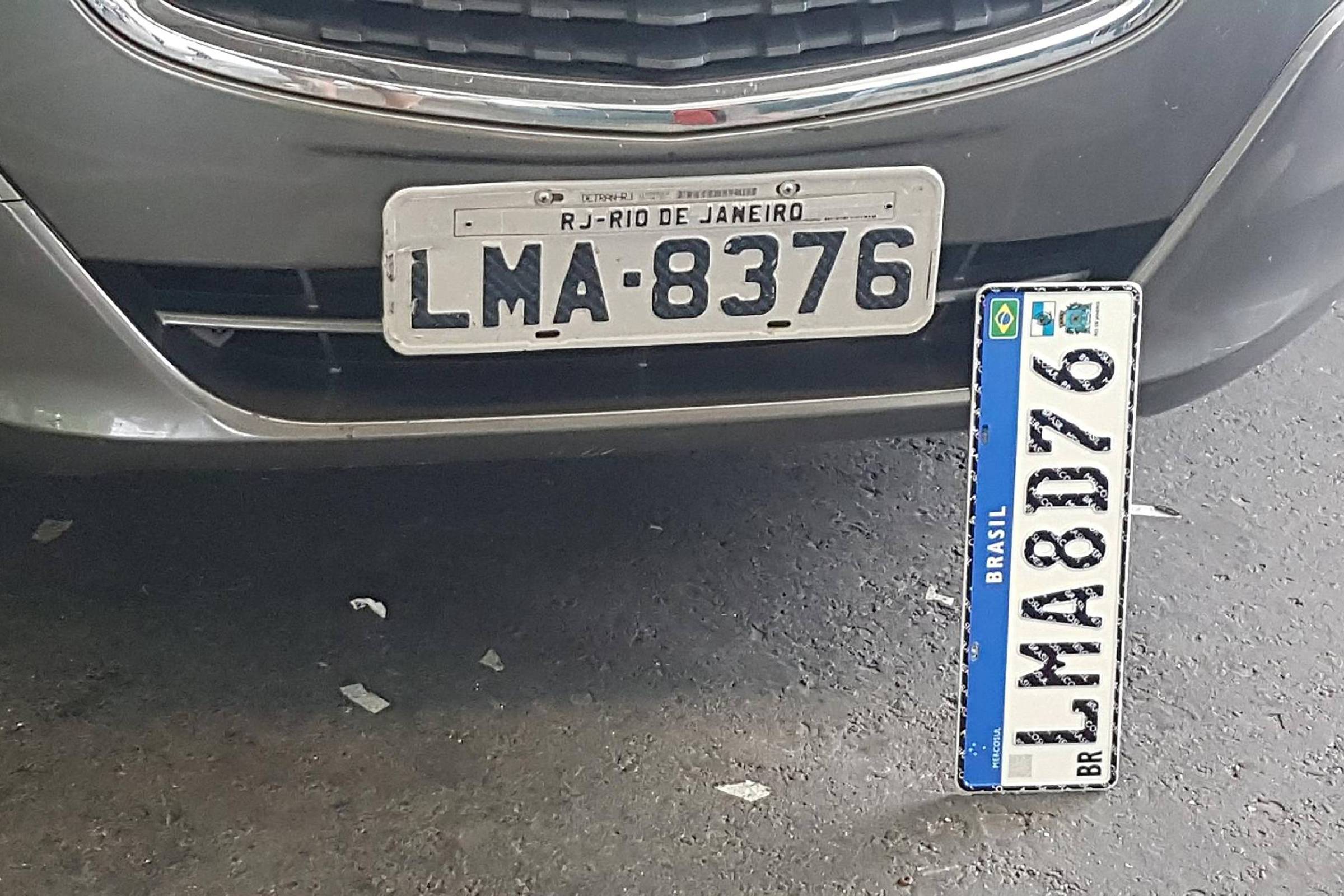 Saudades das Placas de Carro com Três Letras e Quatro Números