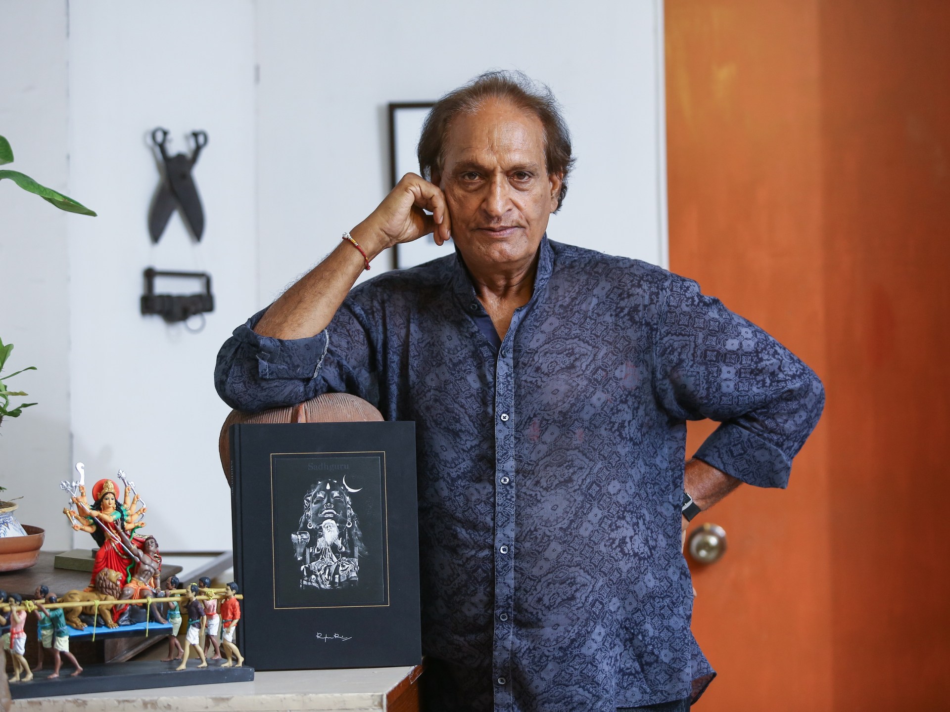 Morre Raghu Rai, icônico fotógrafo indiano, aos 83 anos