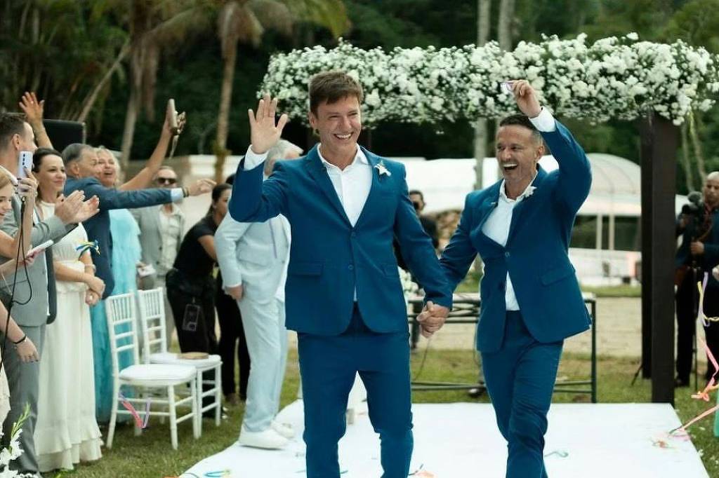 Felipe Suhre, ex-repórter do Mais Você, se casa com diretor artístico no Rio