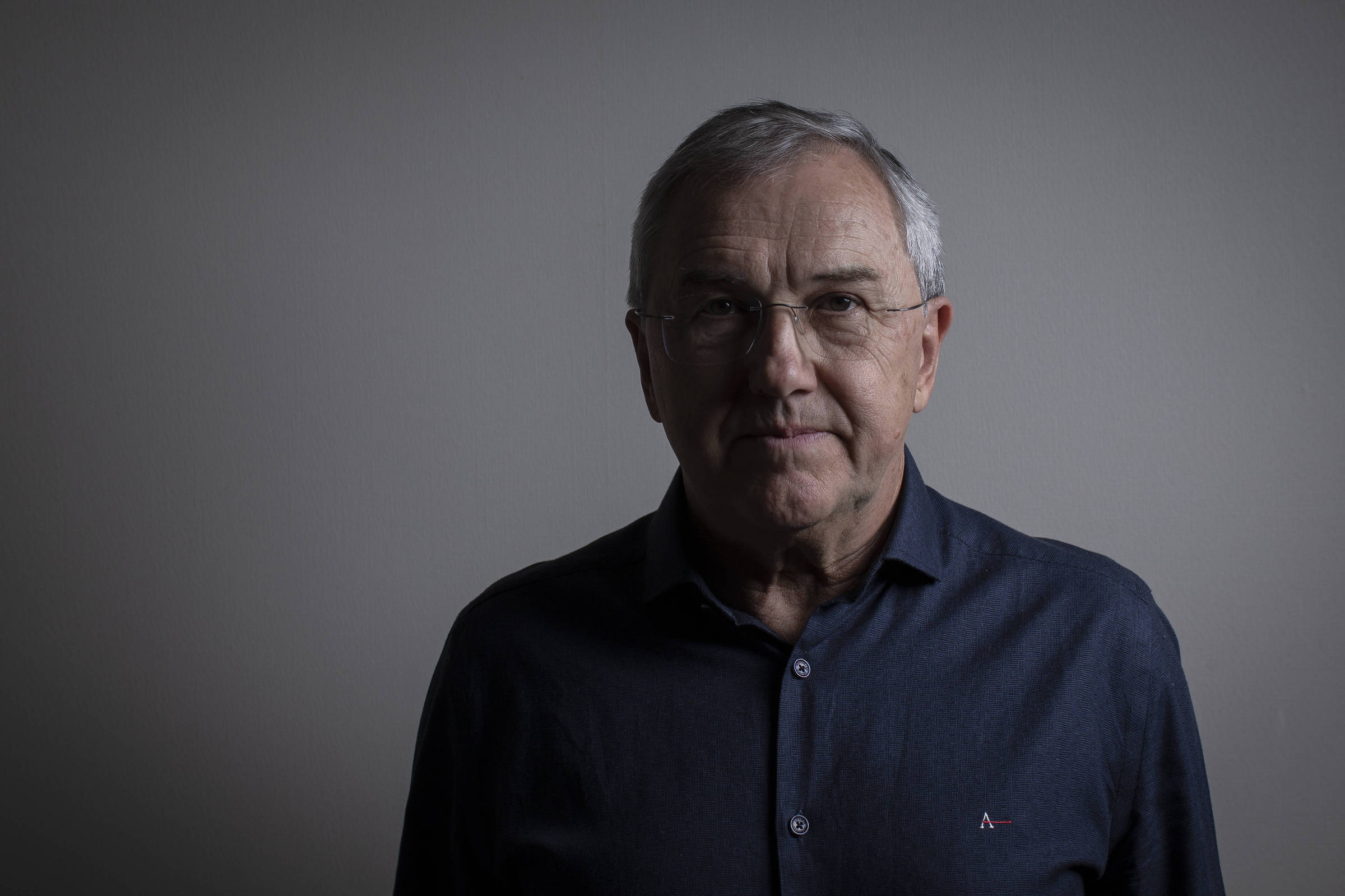Impacto e Evolução do Conhecimento: Reflexões de Laurentino Gomes sobre o Mercado Editorial Moderno
