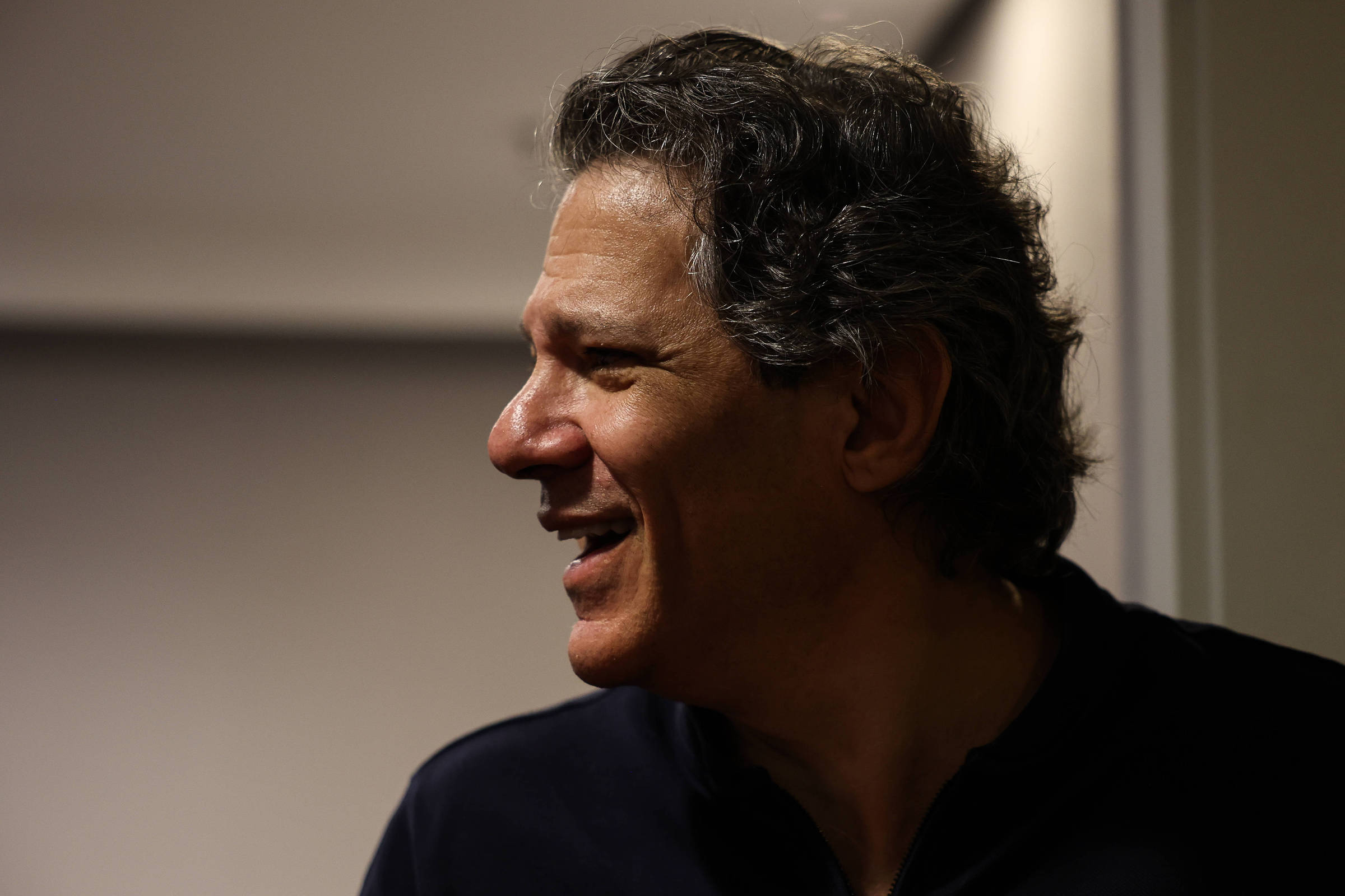 Haddad chama Flávio de 'Bolsonarinho' e pede que Lula vá além do que já foi feito no Brasil