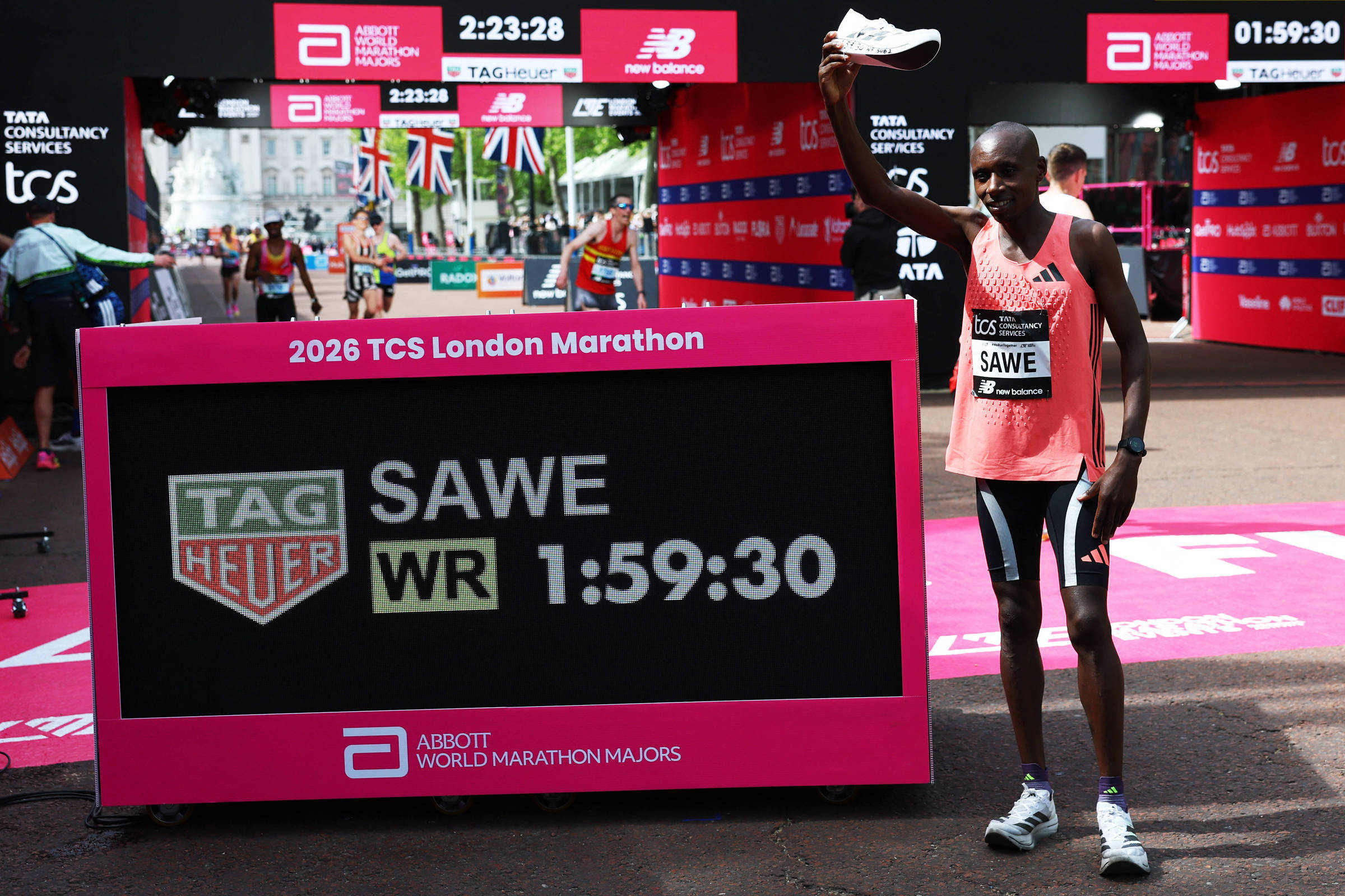 'Hardware' fala mais alto em dupla quebra de Londres