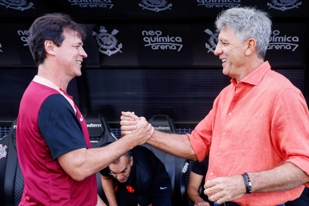 Fernando Diniz comenta expulsão de André e vitória do Corinthians contra o Vasco
