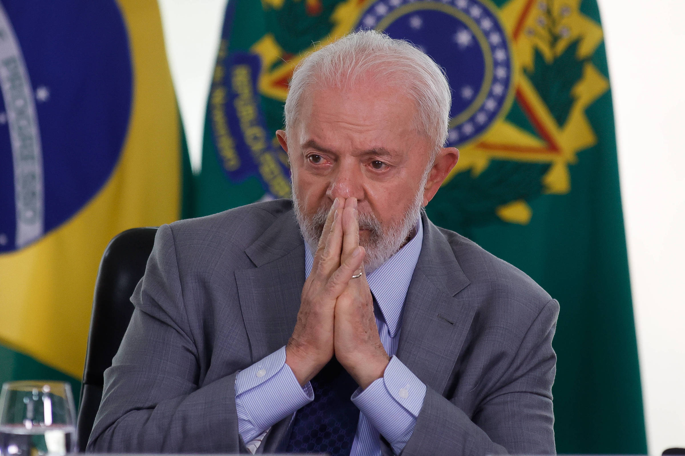 Endividamento das Famílias Brasileiras Atinge 49,9% em Fevereiro e Renova Recorde
