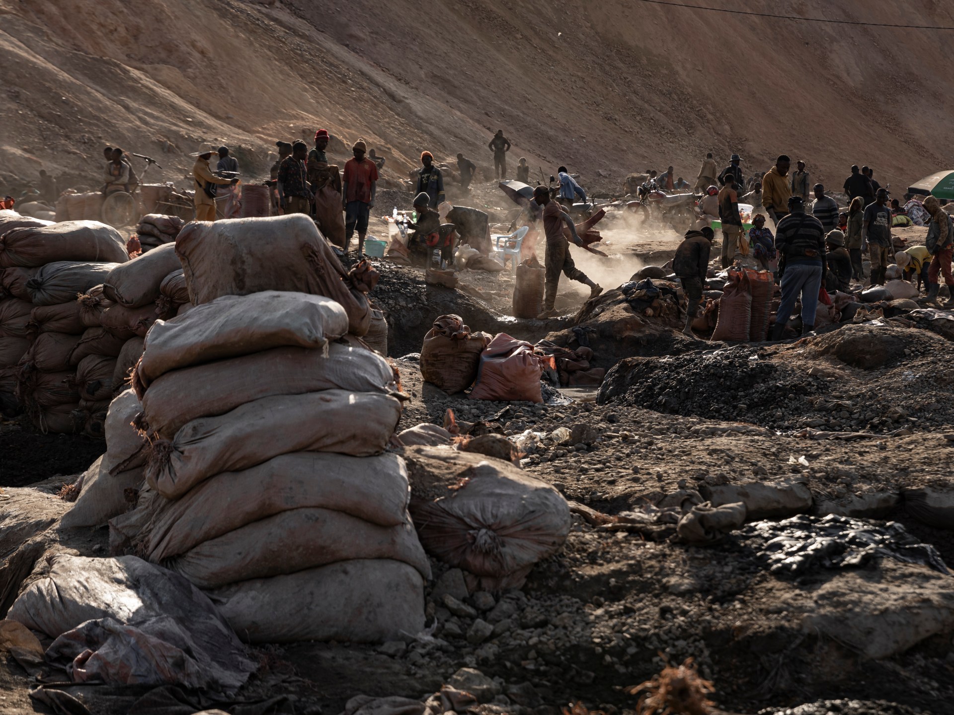 República do Congo: Criação de Guarda Paramilitar Apoiando Mineradoras dos EUA