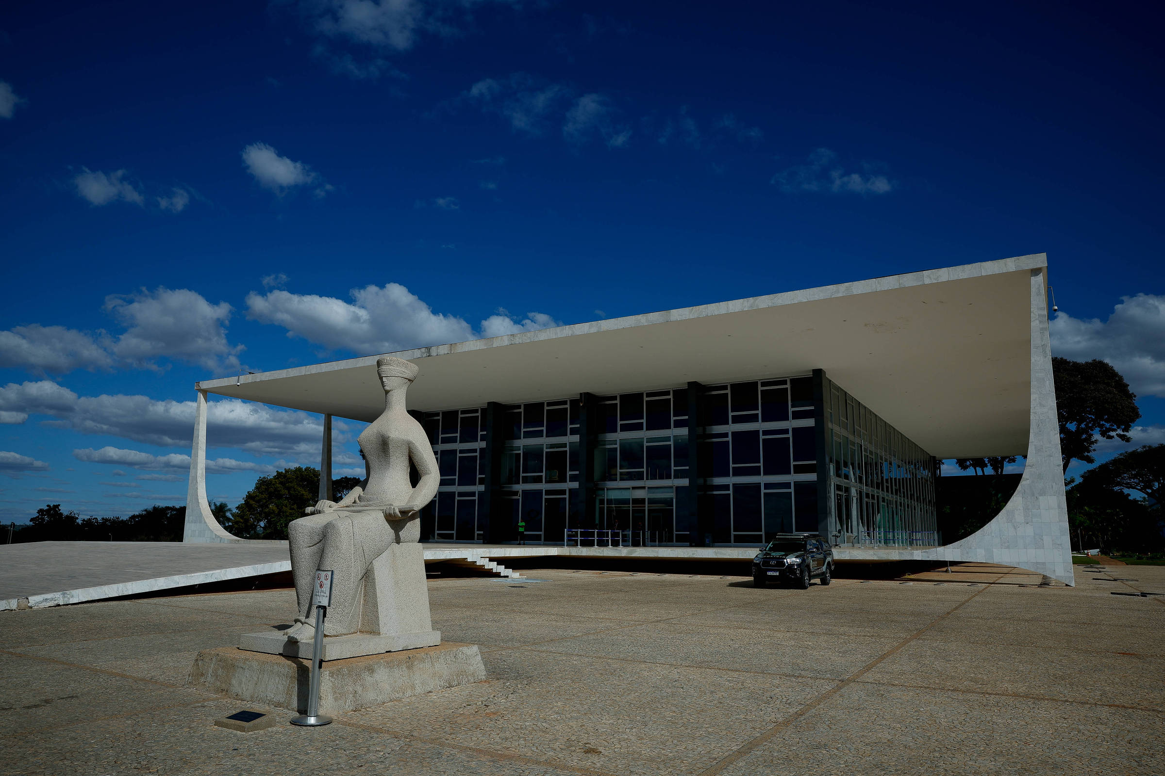 Ambiente Judicial em Transição: AMB Solicita Prorrogação para Adaptação às Novas Regras dos Penduricalhos