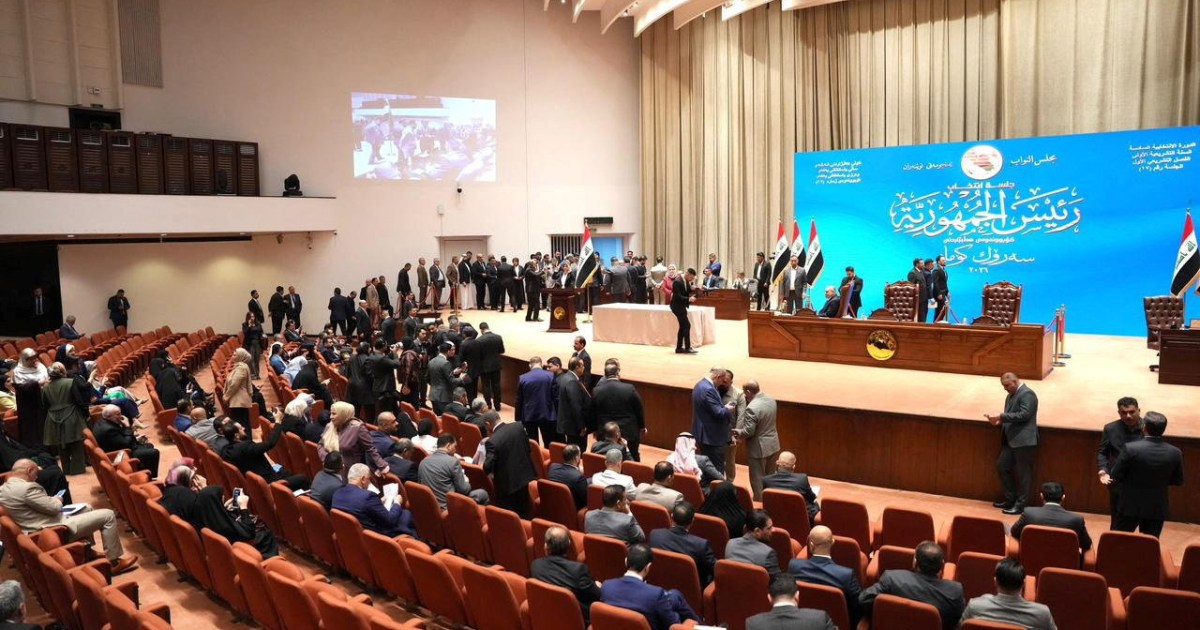 Presidente iraquiano nomeia candidato do bloco xiita, Ali al-Zaidi, como primeiro-ministro designado