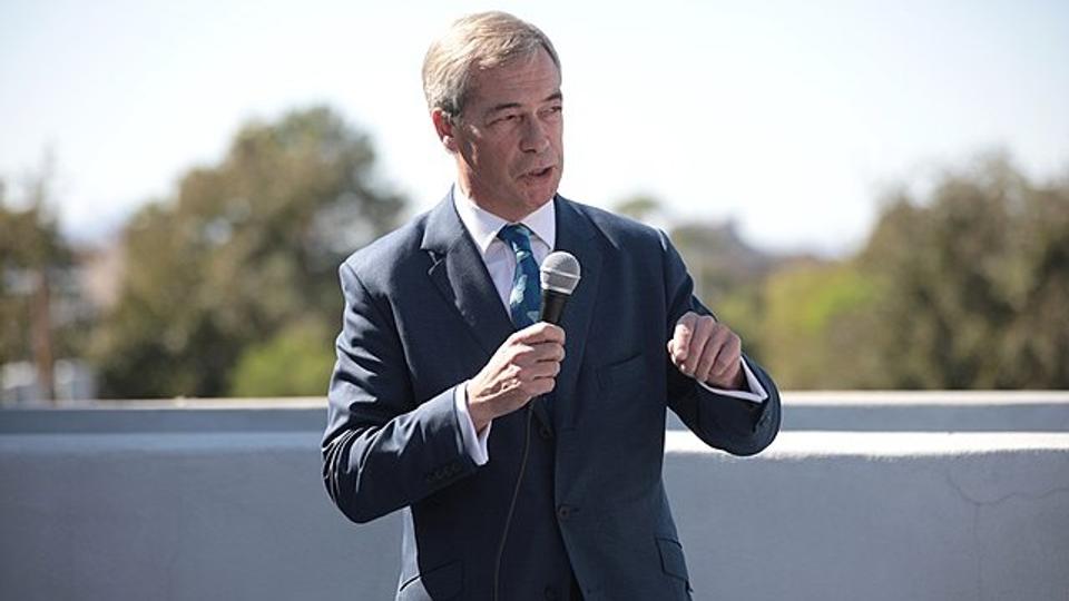 Investigação sobre doação milionária de bilionário a Nigel Farage levanta questões éticas