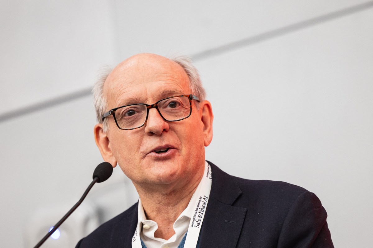 A corrida armamentista em inteligência artificial: A perspectiva de Stuart Russell