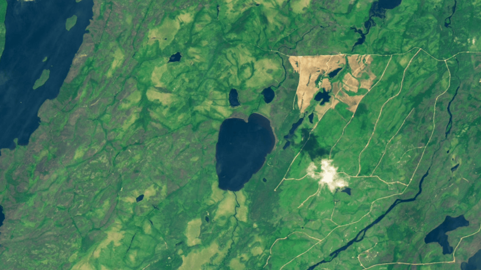 Desaparecimento do Lago Emoji: A Agonia de Rouge em Quebec