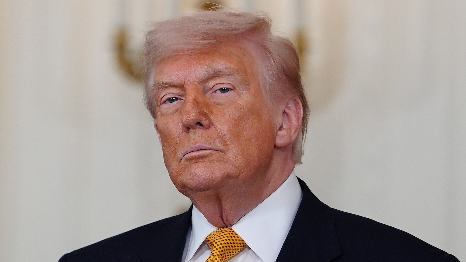 Tribunal Comercial Declara Ilegais as Tarifas Globais de 10% de Trump