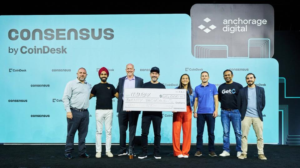Coinbax Conquista Prêmio de $20,000 no PitchFest em Consensus Miami com Soluções de Conformidade para Stablecoins