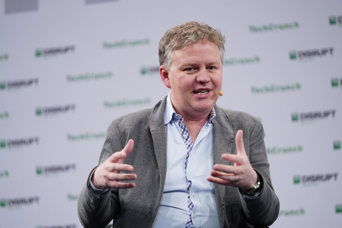 Como a Inteligência Artificial está Transformando o Mercado de Trabalho: O Caso da Cloudflare