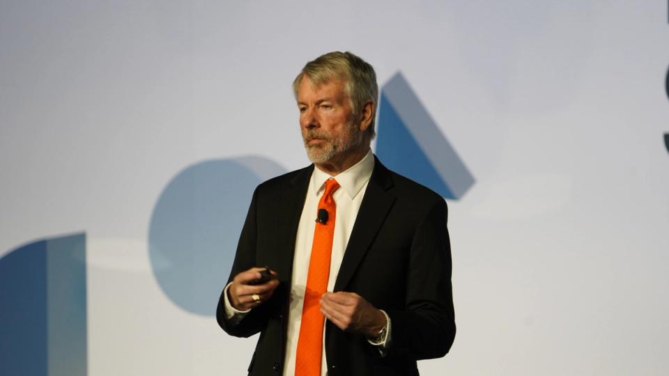 Michael Saylor Revives Bitcoin Tax Strategy: Um Olhar Futurista para o Mercado de Criptomoedas