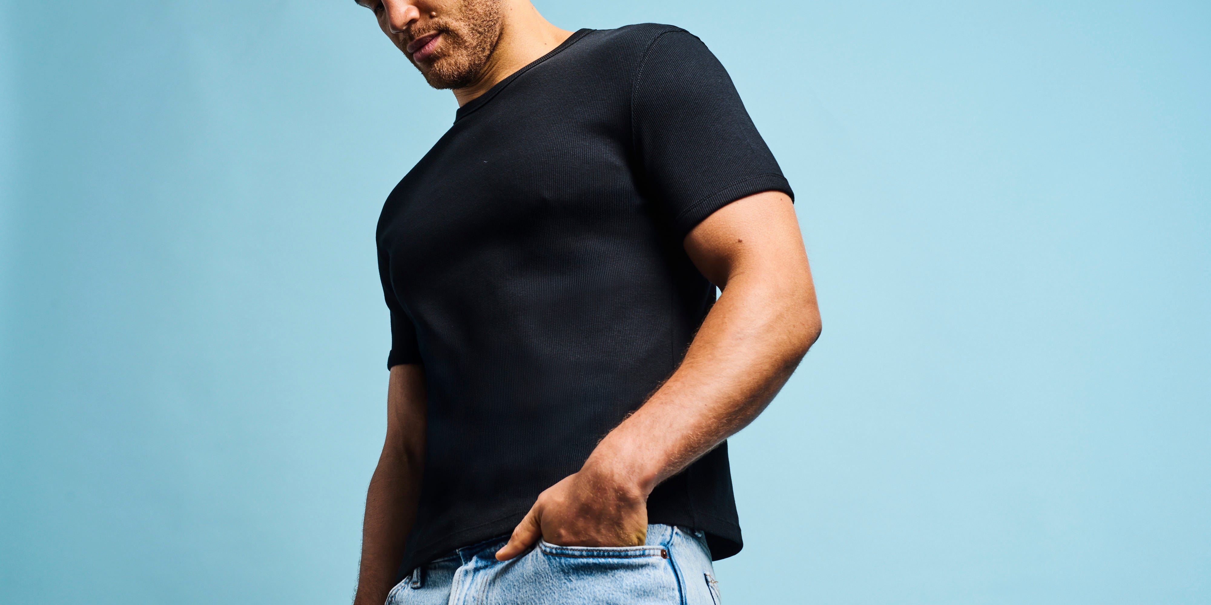 As 15 Melhores Camisetas para Homens, de Acordo com os Especialistas em Estilo