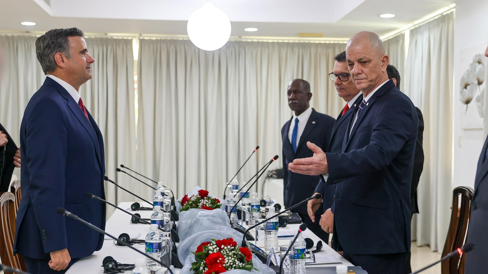 CIA Director John Ratcliffe Meets with Top Cuban Officials in Havana