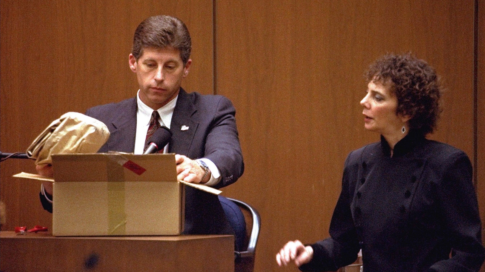 Mark Fuhrman: A Controversial Figure in American Criminal Justice Passes Away