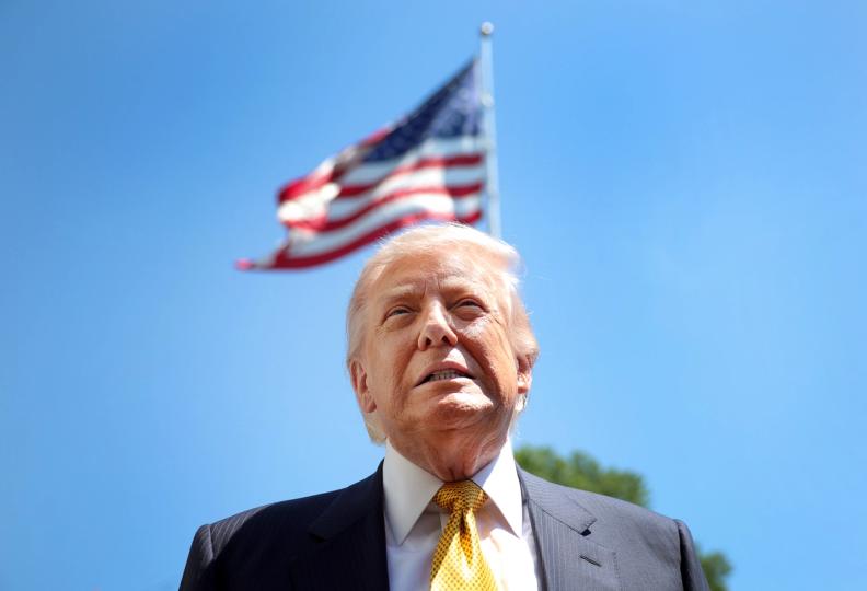 As Planos de Bitcoin ETF de Trump e Seus Desafios no Mercado Financeiro Moderno