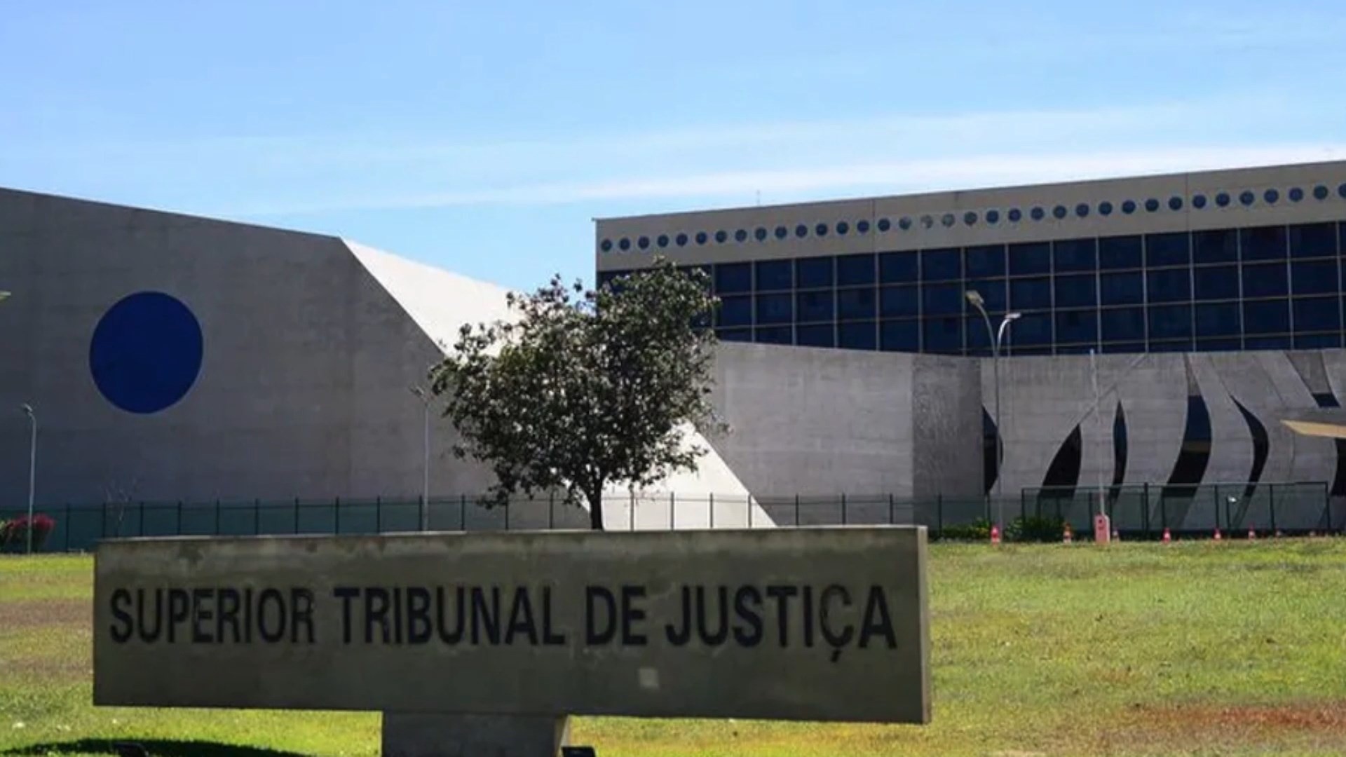 Prompt Injection: STJ Investiga Tentativas de Manipulação da Inteligência Artificial em Decisões Judiciais