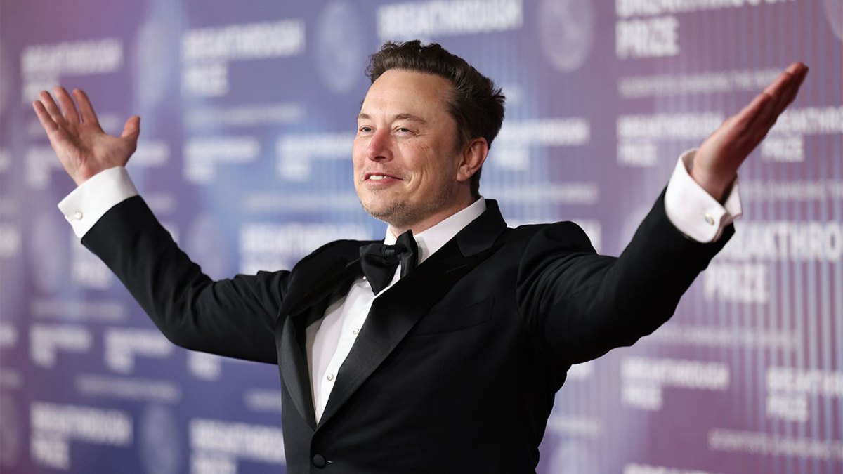 Elon Musk: O Rei da Nova Era Espacial