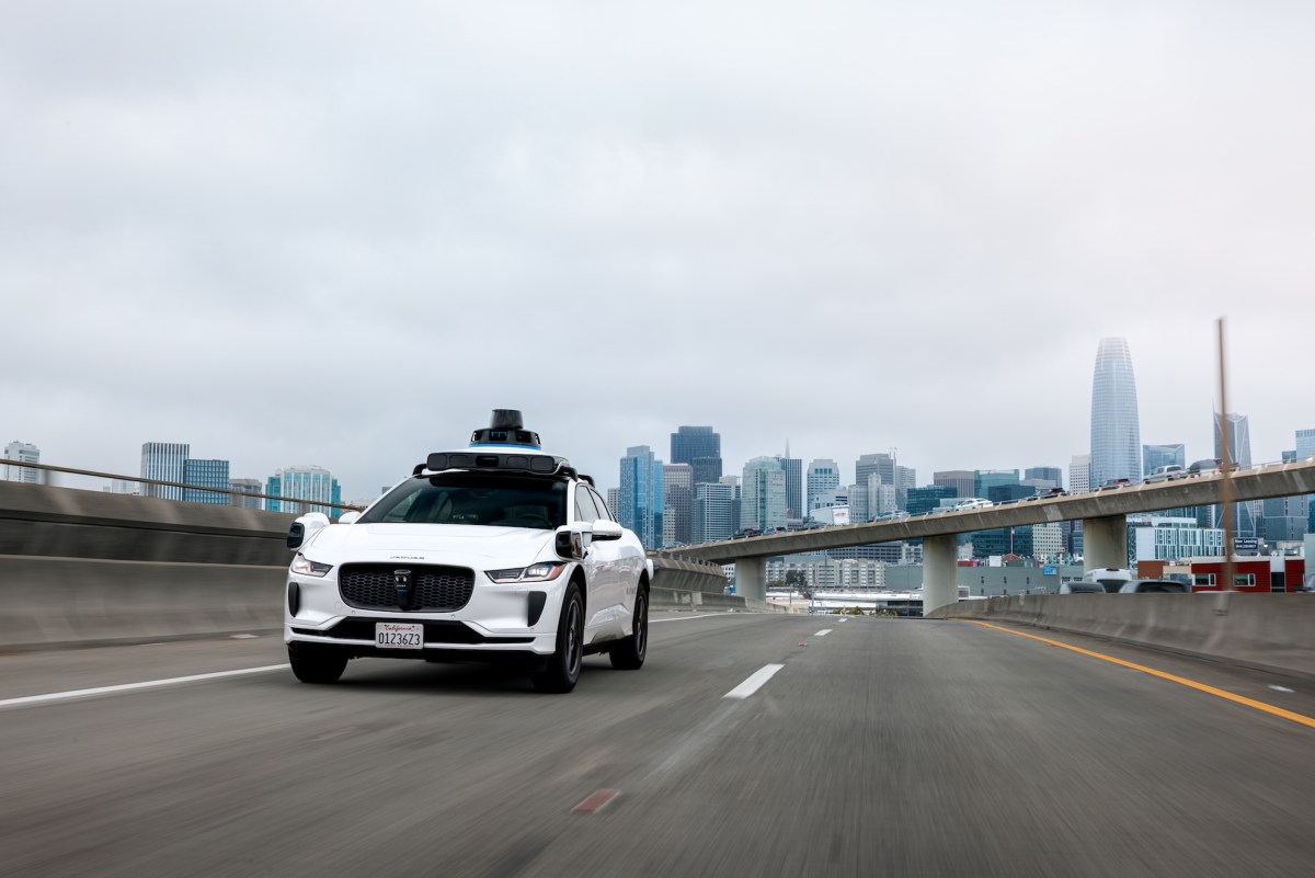Waymo Suspende Operações de Robotaxis em Freeways e Cidades em Mudança