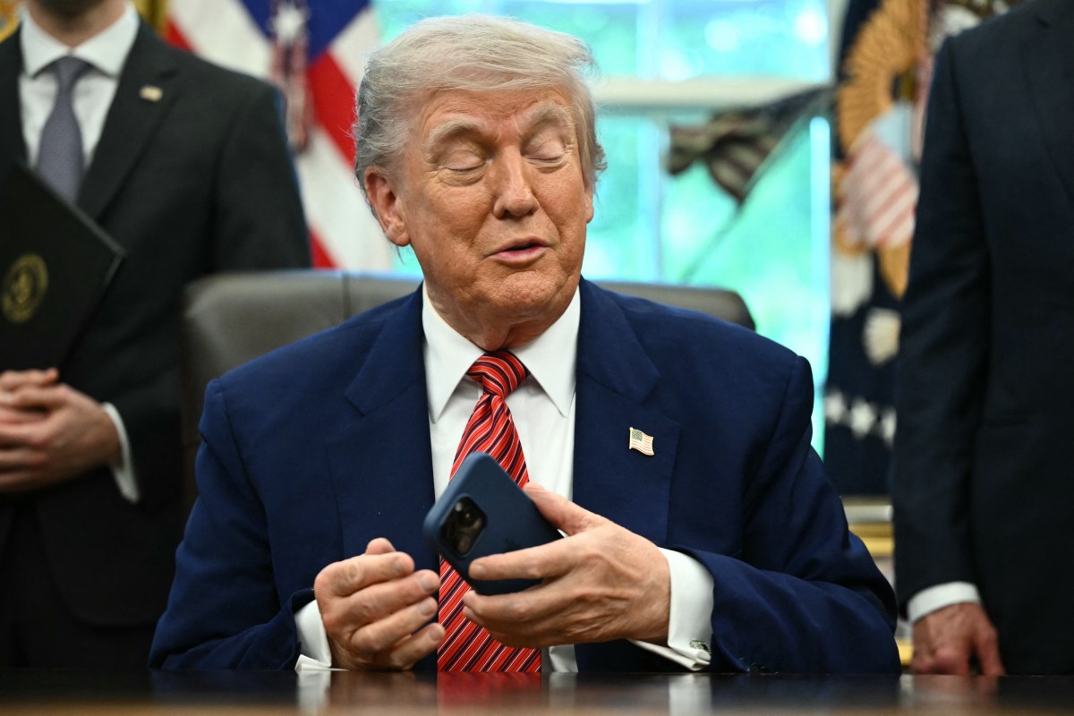 Exposição de Dados Pessoais: O Caso da Trump Mobile