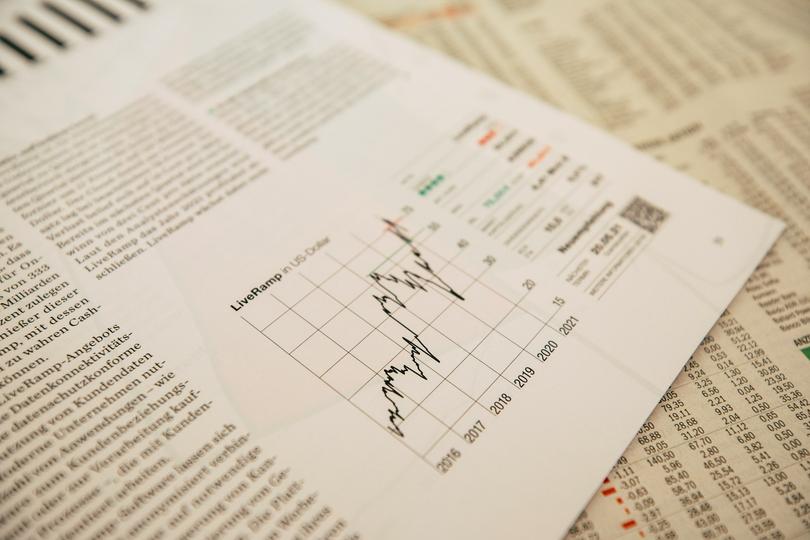 Análise da Semana: Dados do PCE, Pedidos de Seguro Desemprego e Setor Imobiliário Colidem com as Esperanças de Corte do Fed