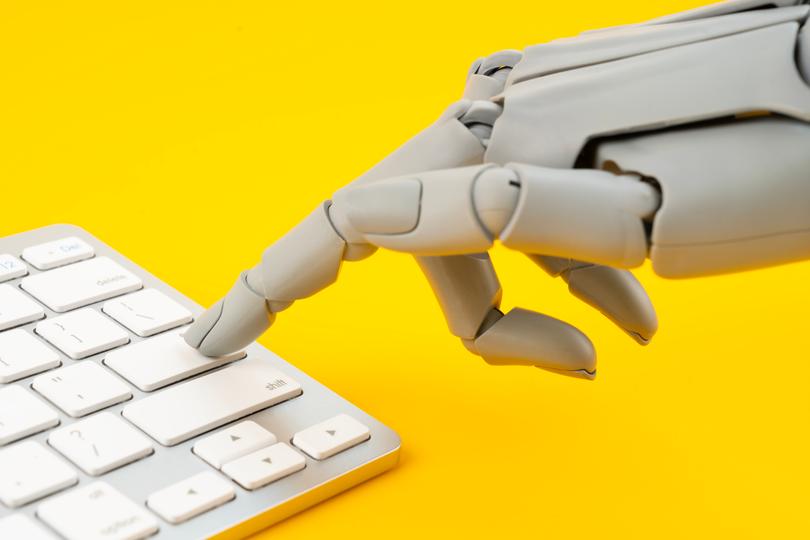 Agentes de IA Disciplinares: O Disruptor Necessário para Quebrar o Modelo de Churn nas Trocas