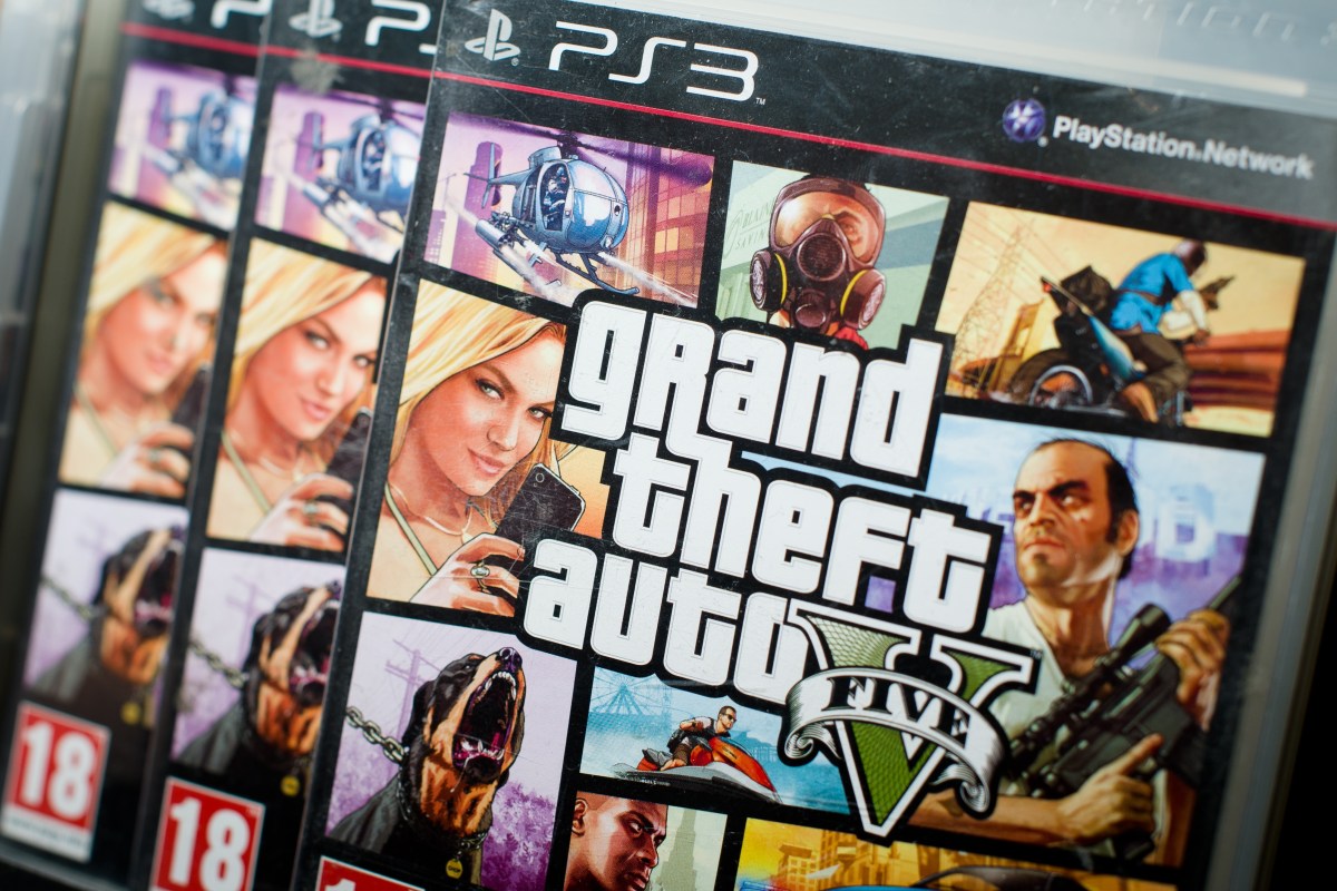 Hackers Invadem Serviço de Trapaça de Grand Theft Auto V, Comprometendo Dados de Milhares de Jogadores