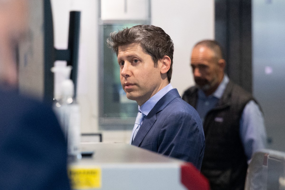 Florida Processa OpenAI e Sam Altman por Incidentes de Violência