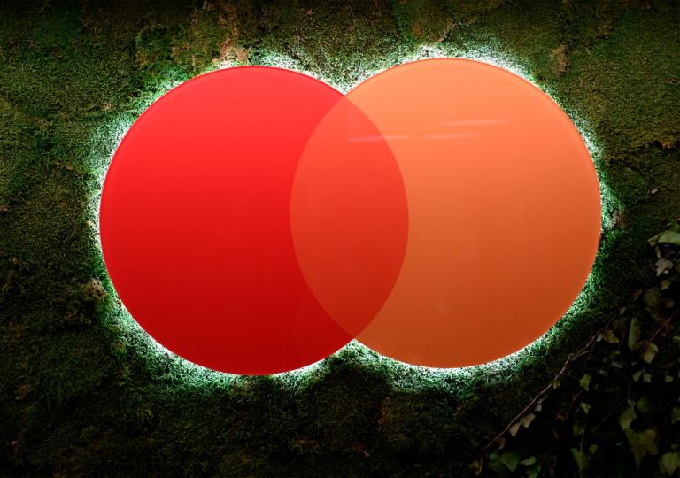 A Revolução das Finanças: Mastercard Expande Liquidação On-Chain com Stablecoins