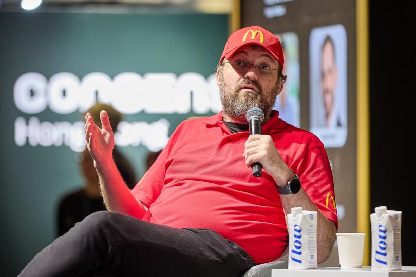Cardano em Queda Abaixo de 20 Centavos: A Pausa de Hoskinson Após Alertas sobre Falhas no Ecossistema