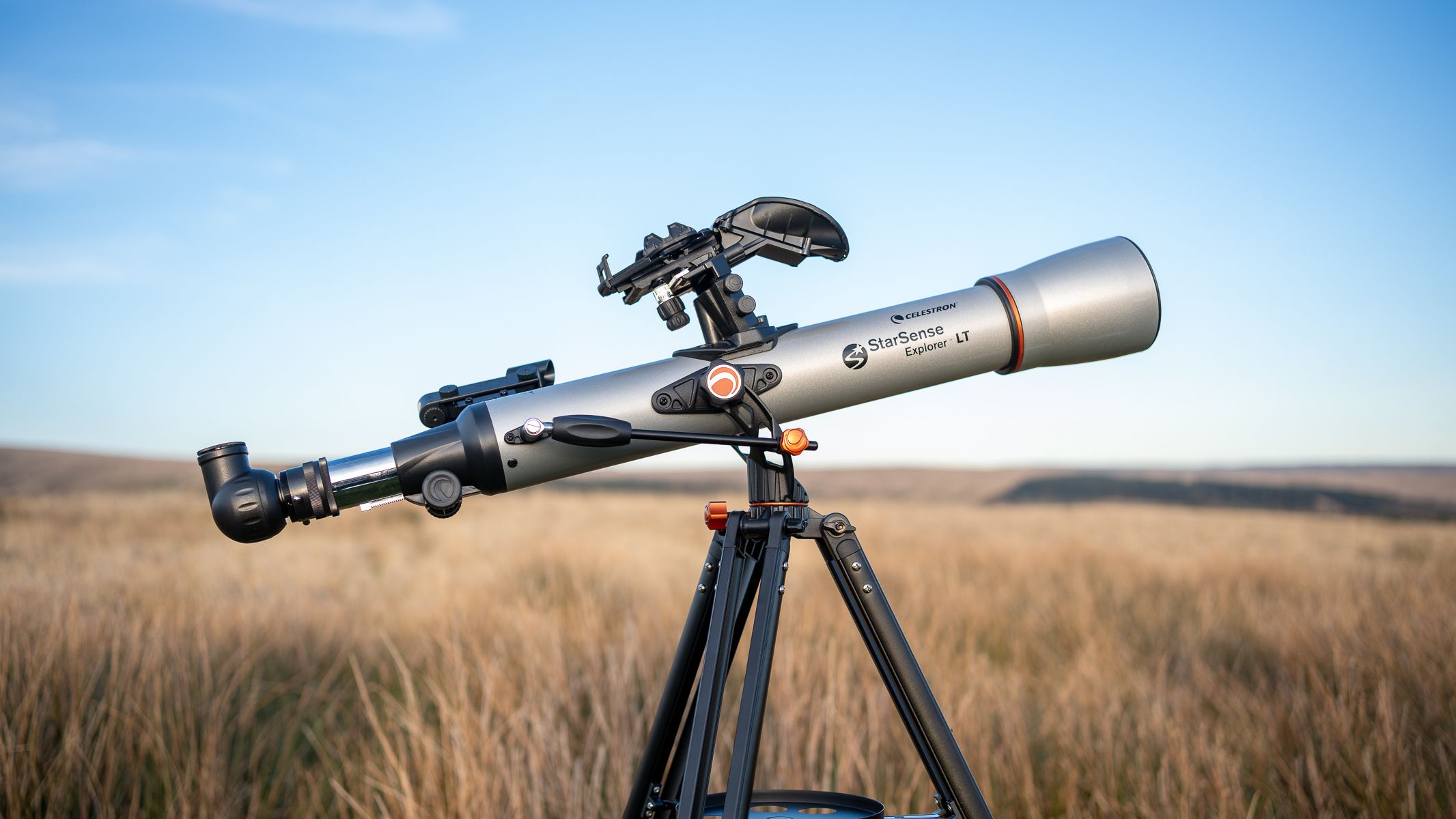Explorando o Cosmos: Revisão do Celestron StarSense Explorer LT 70AZ