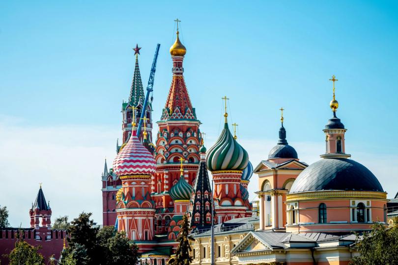 Sanções Russas a Adolescente Britânico Revelam O Uso de Stablecoins na Guerra da Ucrânia
