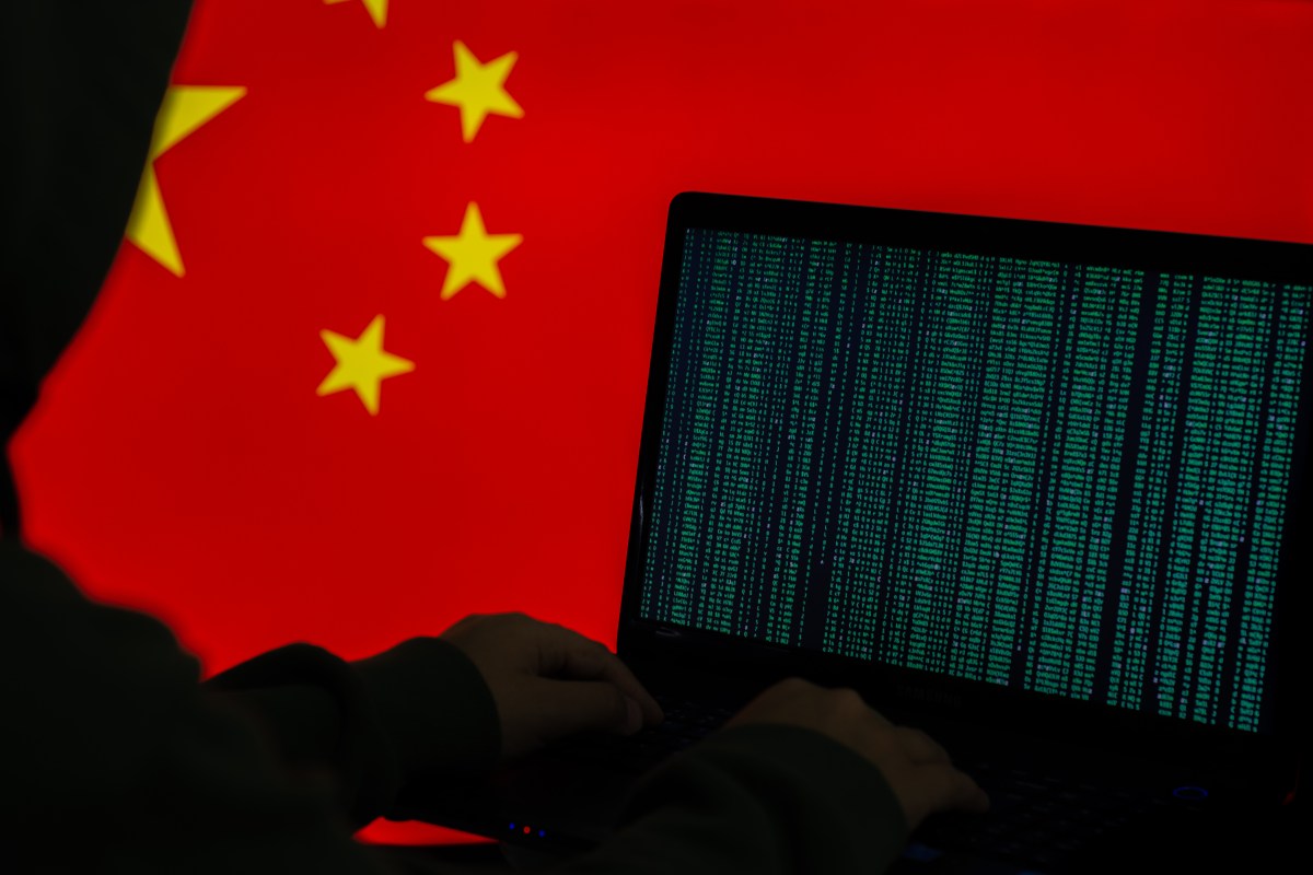 Os Espiões Chineses e o Linkedin: Os Novos Caminhos da Espionagem Corporativa