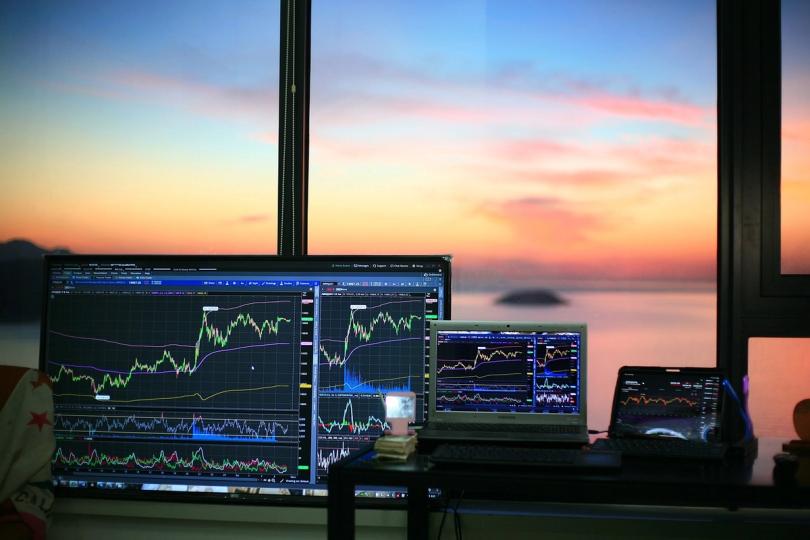 XRP no Limite: O Mercado Mostra Sinais de Capitulação