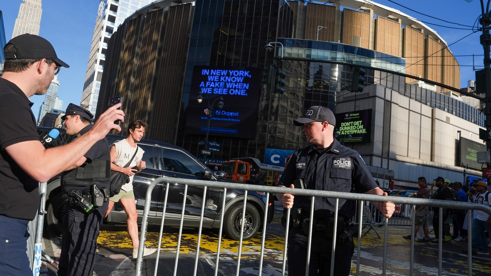 Violência Após Jogo da NBA: Mob Sta Sea Spurs Fan em Nova York