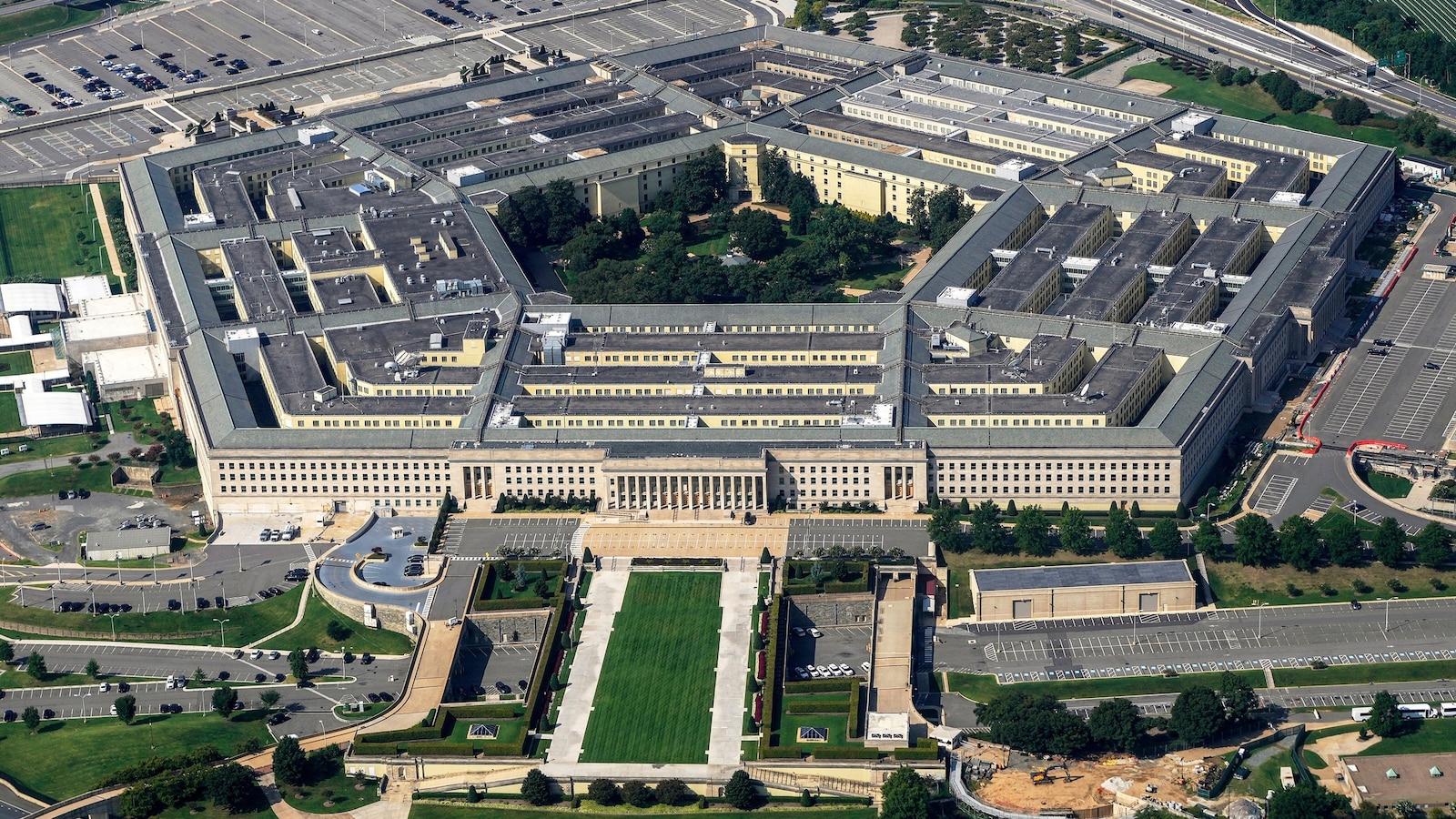 Partial Lockdown at the Pentagon: Response to Hazardous Materials Incident
