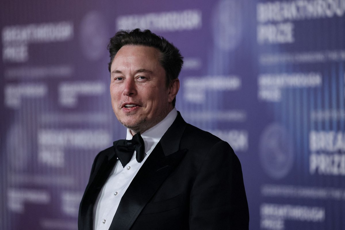 Elon Musk se torna o primeiro trilionário do mundo após o histórico IPO da SpaceX