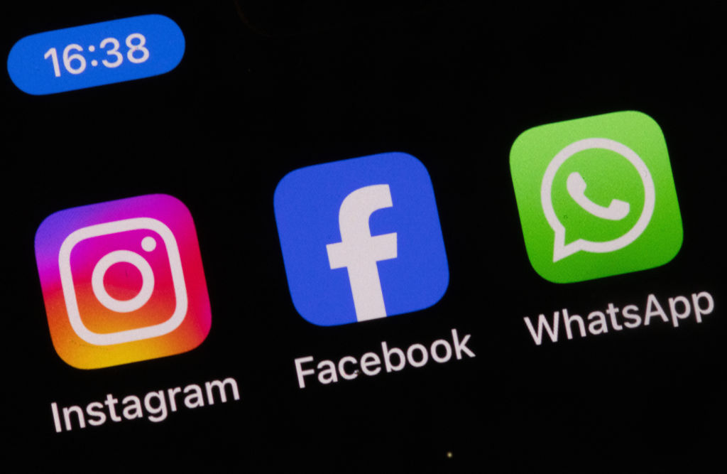 Meta Inova com Novo 'Modo AI' no Facebook