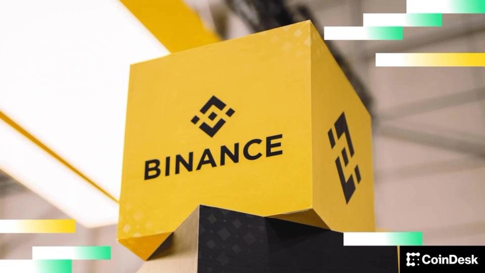 Binance Aclama Conformidade na Aplicação Regulatória Europeia Apesar de Relato de Rejeição Grega