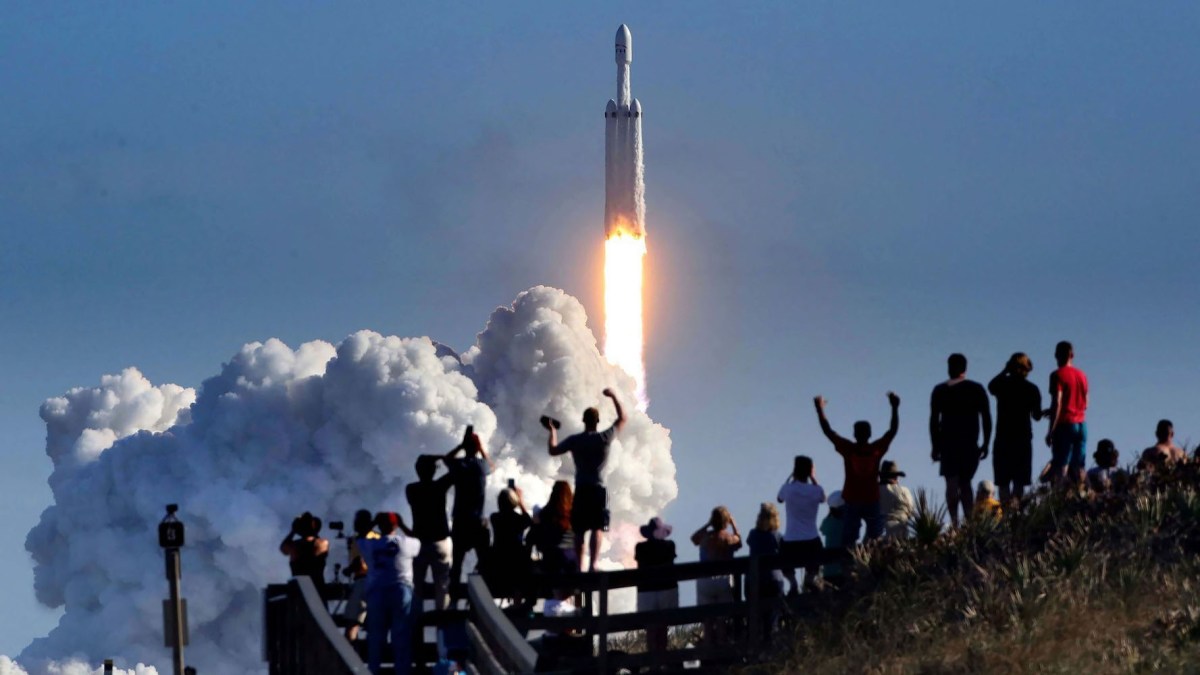 Avaliação da SpaceX atinge impressionantes US$ 2,6 trilhões, supera brevemente a Amazon