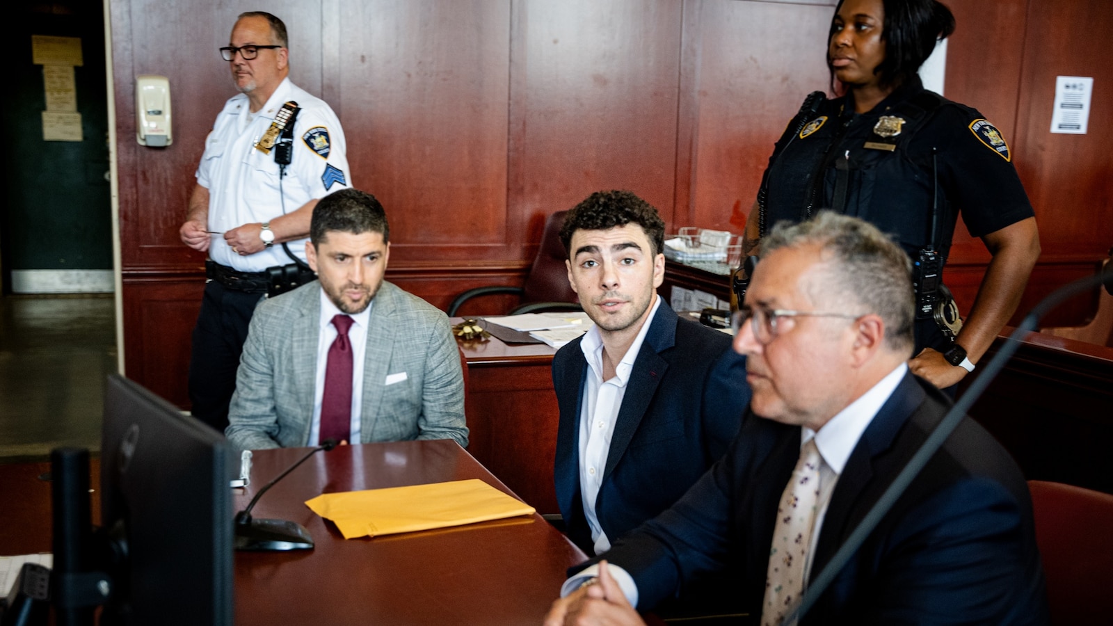 Luigi Mangione's Attorneys Prepare for a Groundbreaking 'Affirmative Psychiatric Defense'