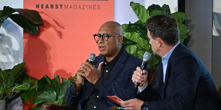 A Nova Era do Cuidado: Bernie Williams e a Luta pelo seu 'Super-Herói'
