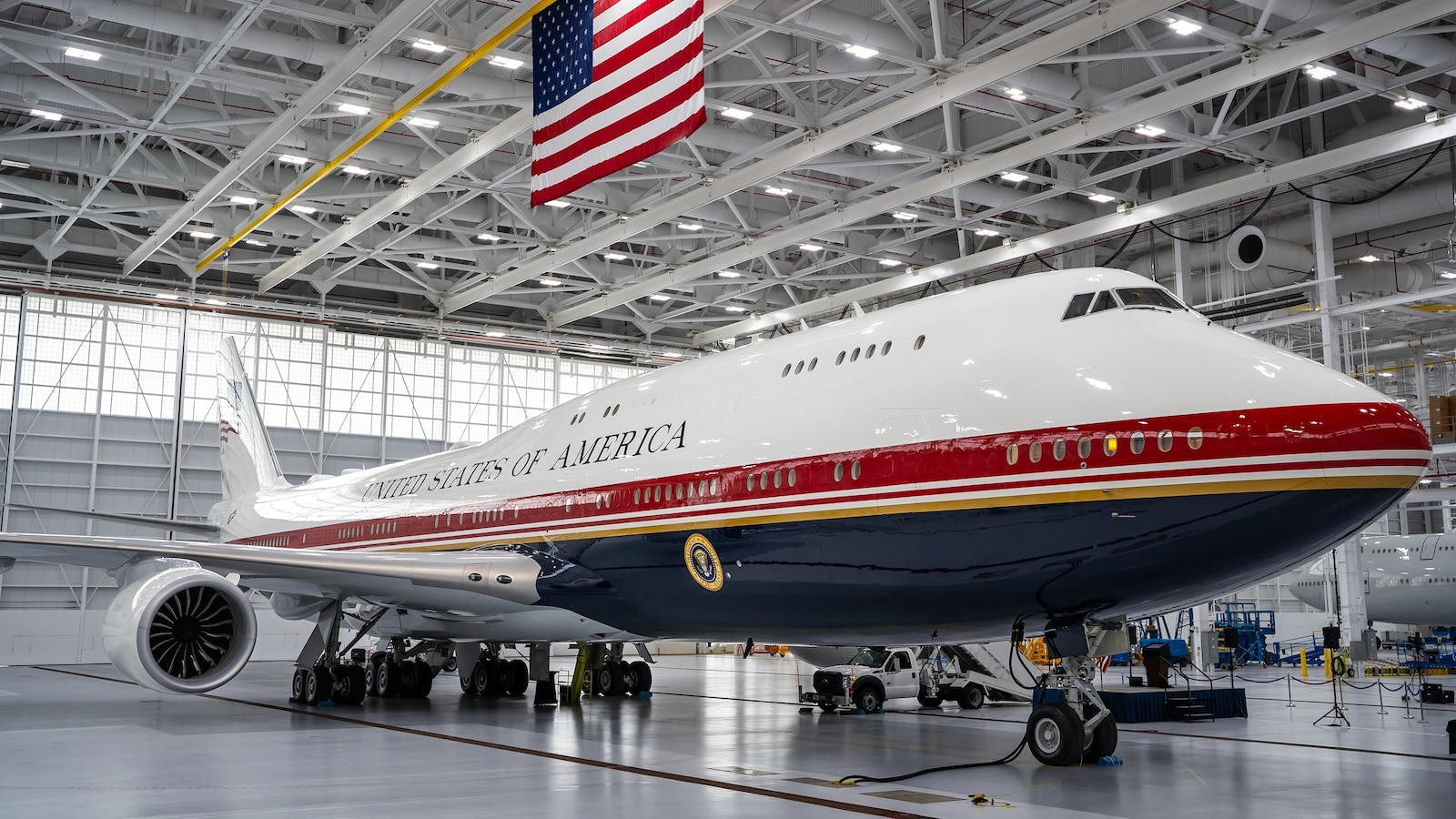 Trump Revela o Novo Air Force One: Uma Doação Surpreendente do Catar