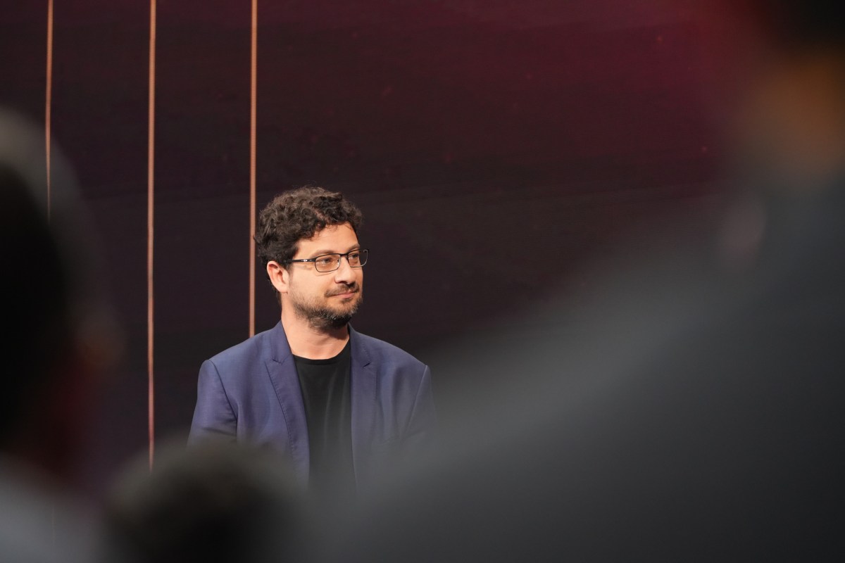 Do Controle dos Vídeos à Revolução Robótica: A Inovação de Jean-Baptiste Kempf
