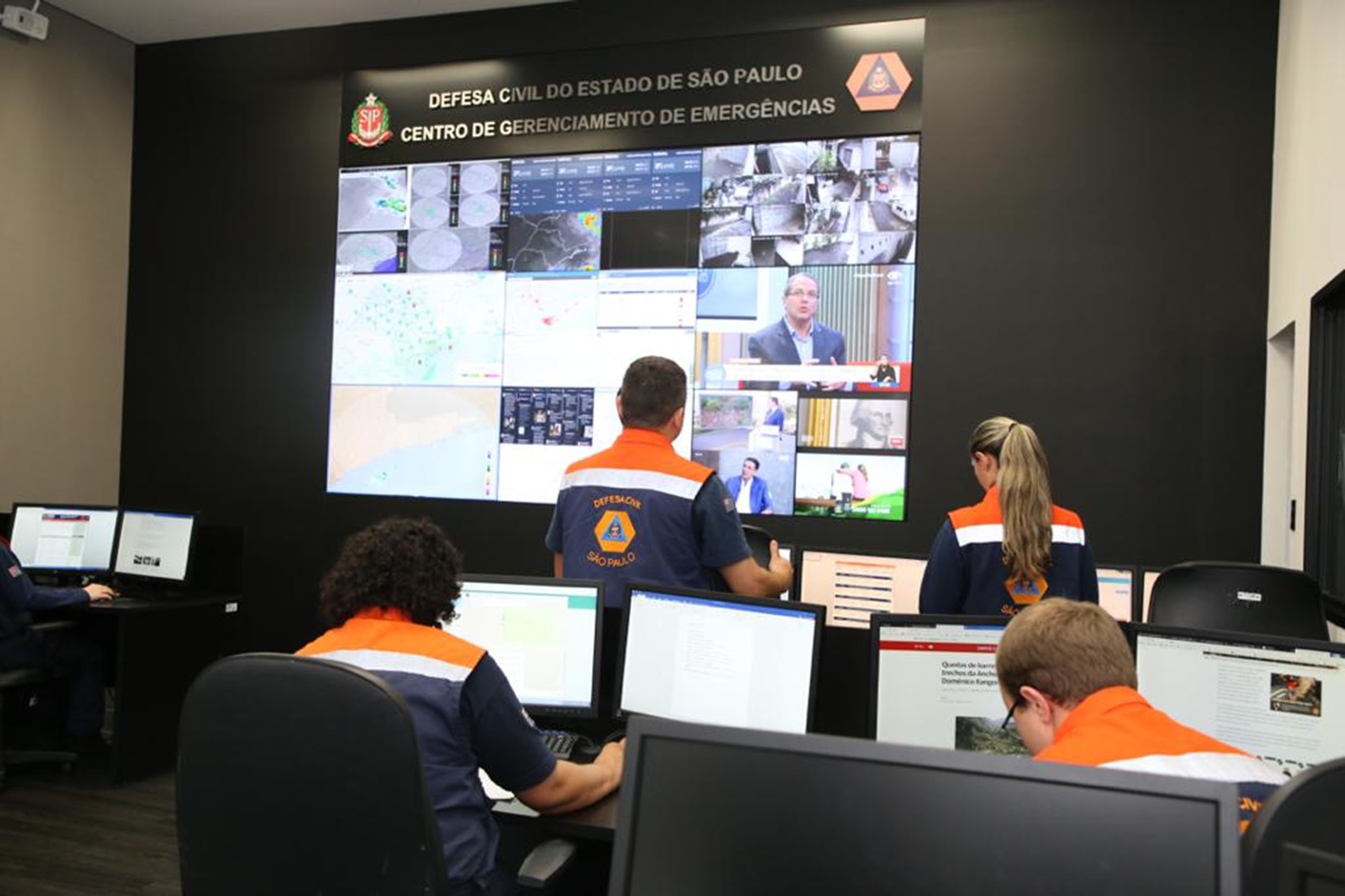 Defesa Civil de SP Paralisa Alertas Climáticos Após Hackeamento