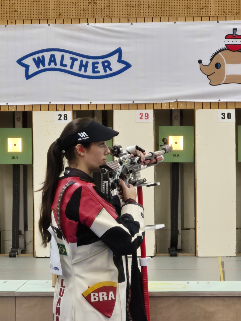 Luana Biazotto Brilha no Mundial Júnior de Tiro na Alemanha