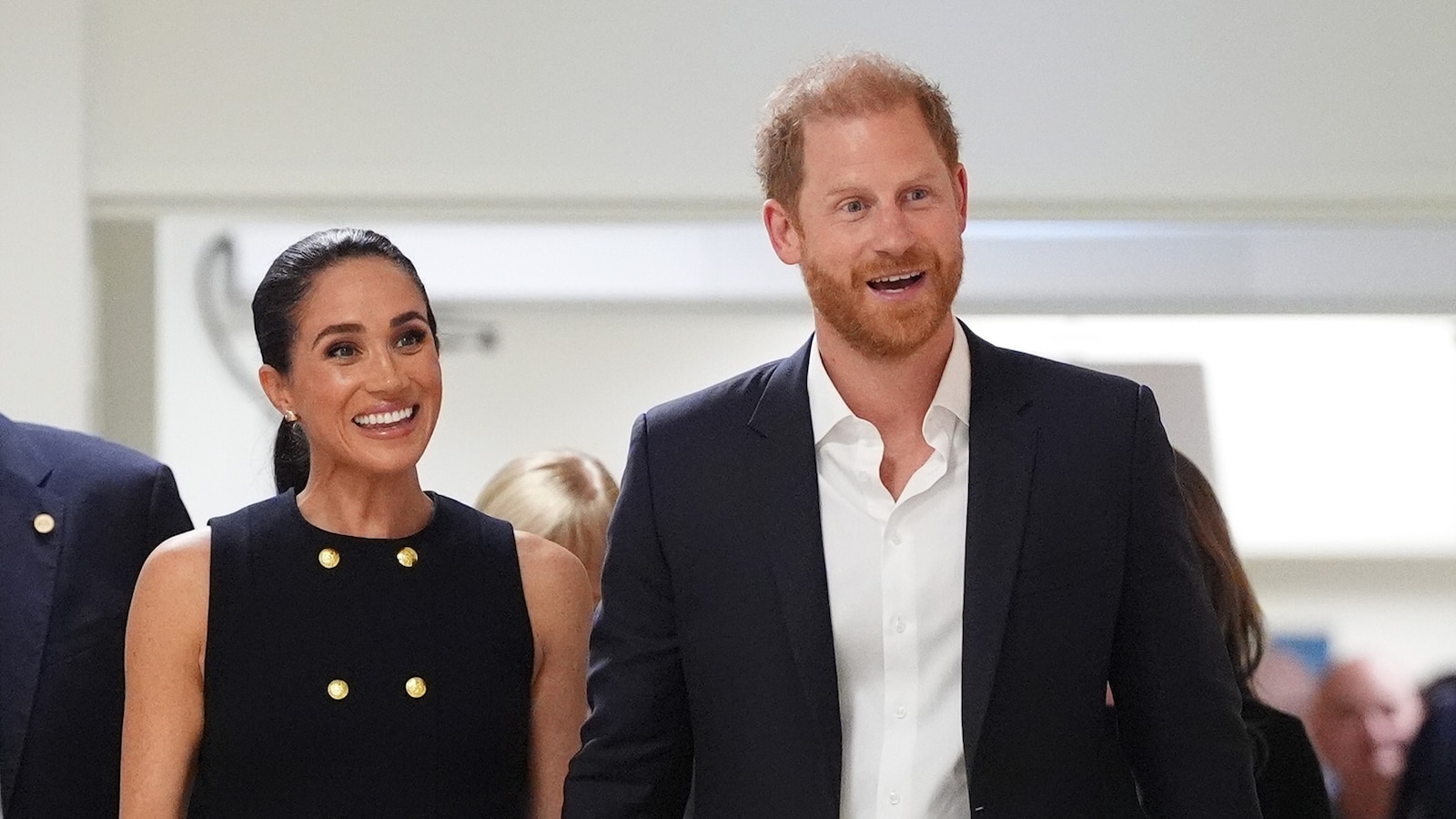 Prince Harry e Meghan Markle: Retorno ao Reino Unido e Rumores do Futuro
